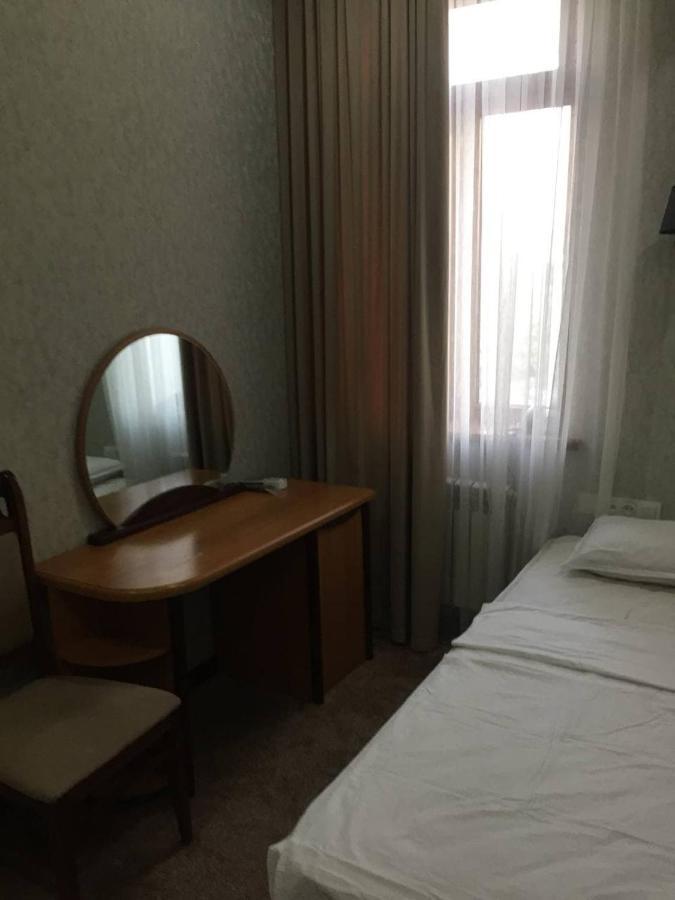 Western Suites Hotel Tasjkent Eksteriør bilde