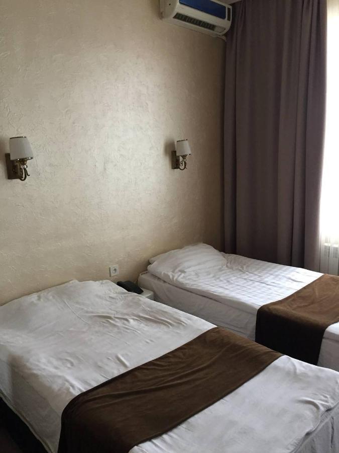 Western Suites Hotel Tasjkent Eksteriør bilde